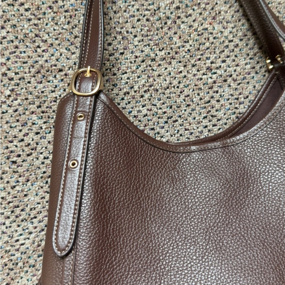 Erin Shoulder Bag - Picture 12 of 16